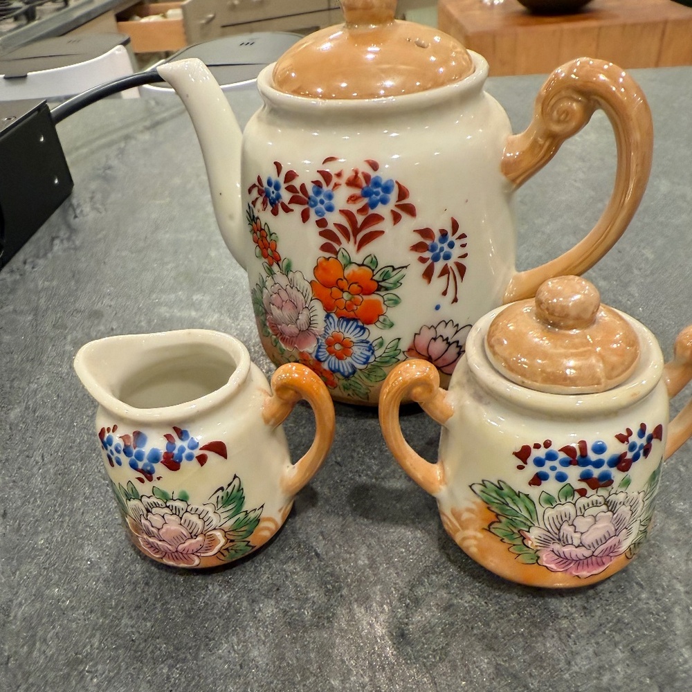 Vintage Children's Japanese tea set
